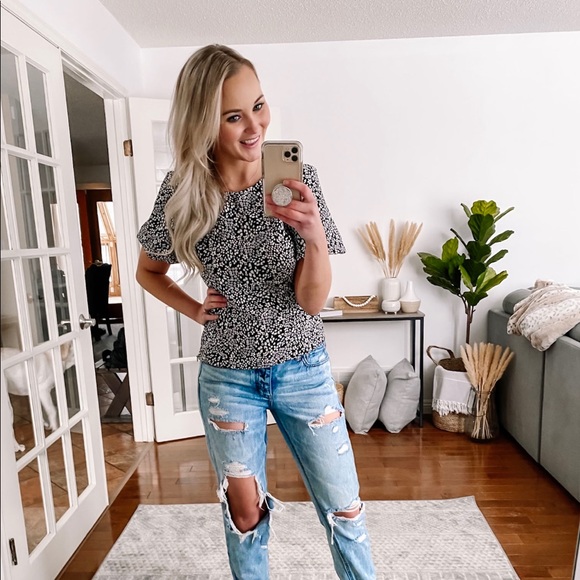 Open Back Top - Picture 1 of 1